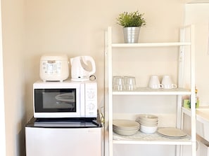 Apartment (205) | Mikrowelle
