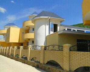 บริเวณภายนอก