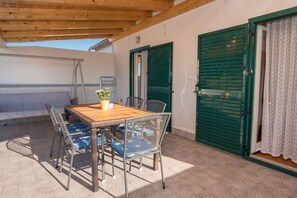 Apartment (A2) | Terrace/patio - Apartments Anita Summer (Vodice)