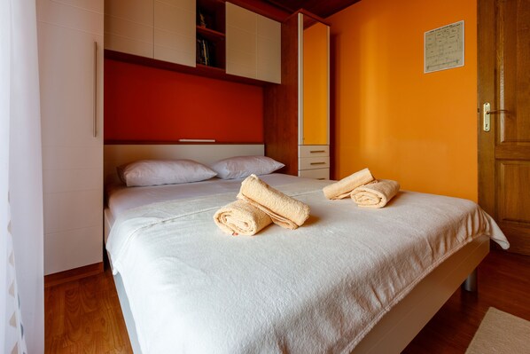 2 bedrooms, free WiFi