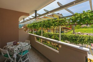 Appartement (A2) | Terrasse/Patio
