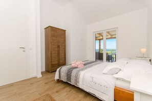 4 bedrooms, iron/ironing board, free WiFi - Villa Dupla Kanica (Rogoznica)