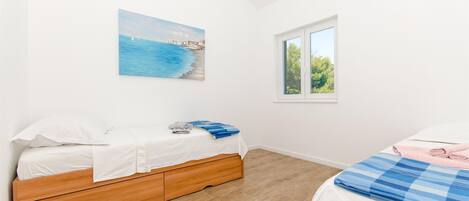 4 chambres, fer et planche Ă repasser, accĂšs au Wi-Fi (inclus)