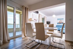 Apartment (A2) | Speisen