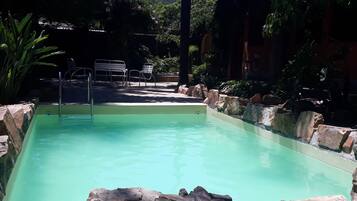 Appartement, 1 chambre, fumeurs, patio | Piscine | Piscine extérieure