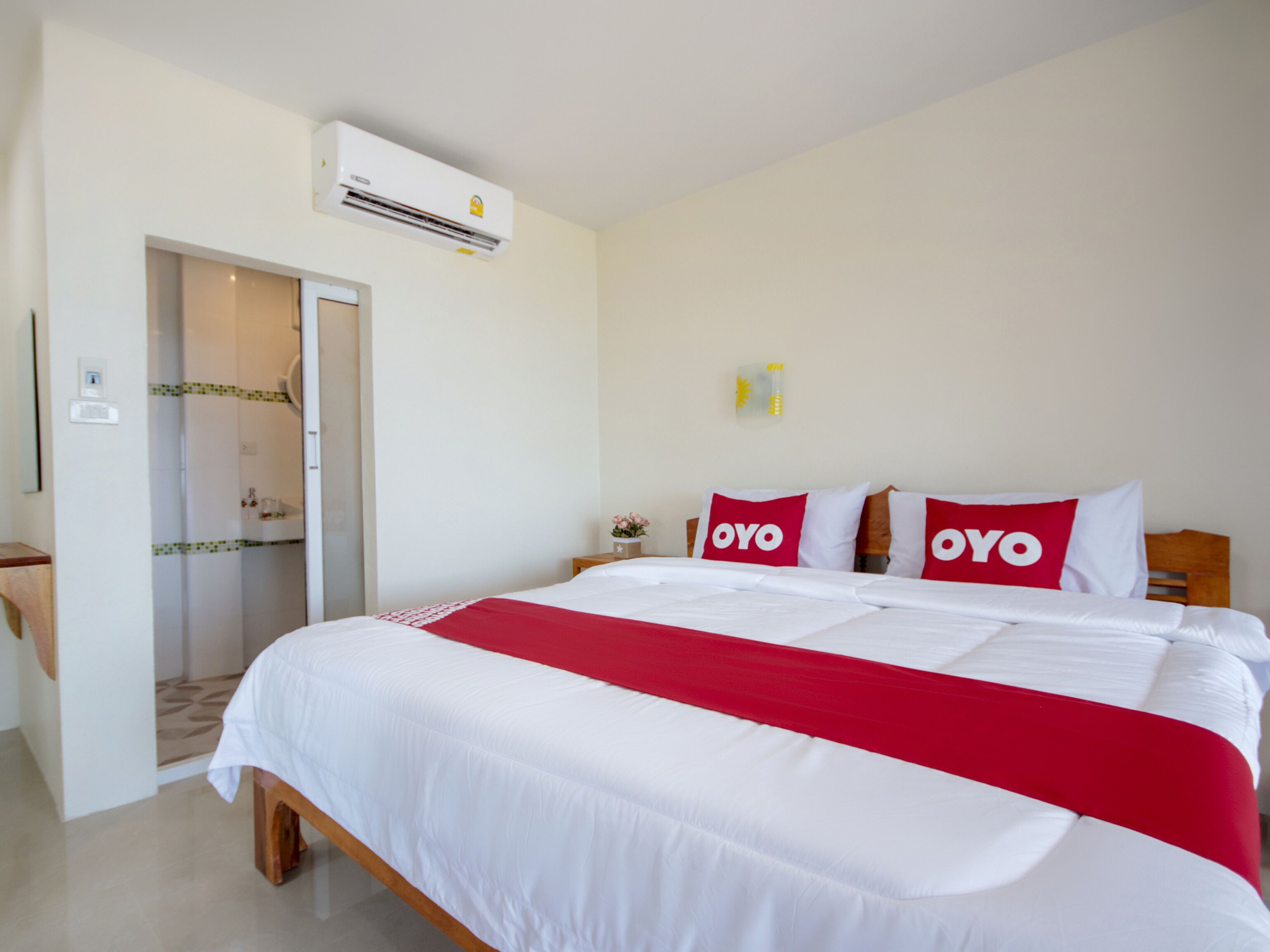 Superior Double Room | Desk, free WiFi, bed sheets