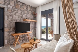 Vila exclusiva, 2 quartos, piscina particular, vista para o mar | 2 quartos, roupas de cama premium, cofres nos quartos