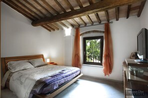 4 bedrooms, in-room safe, iron/ironing board, WiFi - Villa Aurora, villa in Chianti (Toscana)