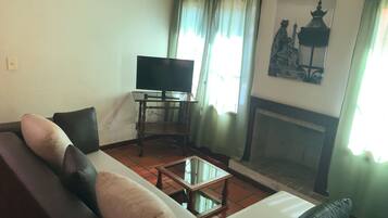 Nhà, 3 phòng ngủ, hút thuốc, sân hiên | Lounge