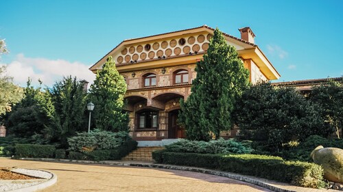 RURAL LODGING AT HACIENDA VILLARTA WINERY