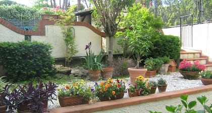 Delicious Apartment in Florence Under the Hills of Fiesole and Settignano