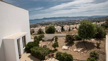 Villa, 3 Bedrooms, Private Pool, Garden View | Property grounds