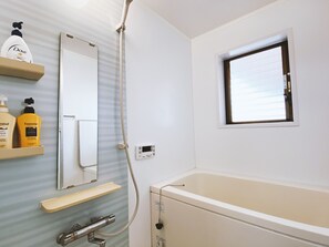 Apartment (3, Room 303) | Bathroom | Separate tub and shower, deep soaking tub, free toiletries, hair dryer - NOMAD Nakamura Heights (Matsudo)
