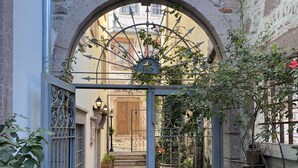 Exterior - Lunaria Guest House (Ayvalik)