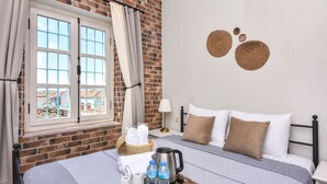 TAS STANDART ODA | Desk, soundproofing, iron/ironing board, free WiFi - Lunaria Guest House (Ayvalik)