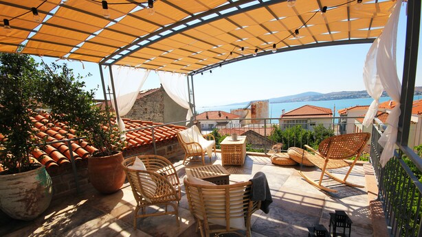 Terrace/patio - Lunaria Guest House (Ayvalik)
