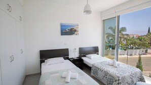 Villa, 5 habitaciones, piscina privada, vistas al jardín | 5 dormitorios