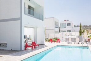 Villa, 5 Schlafzimmer, eigener Pool, Gartenblick | Fassade der Unterkunft