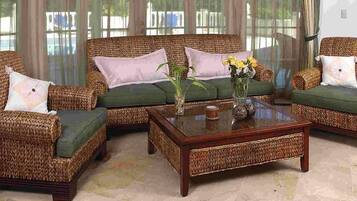 Villa, 3 Bedrooms, Smoking, Private Pool | Interior