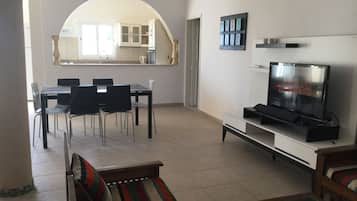 Villa, 2 Bedrooms, Smoking, Private Pool | Room amenity