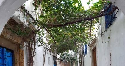 Independent Villa With Private Pool, Covered Parking