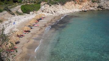 Apartment, 1 Bedroom, Balcony, Mountain View | Beach