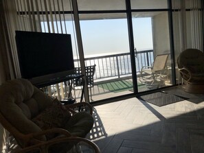 Smart TV, DVD player - Direct Oceanfront Condo remodeled with Breathtaking Views from two private decks (Ocean City)