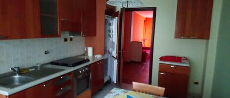 Casa, 1 camera da letto, balcone | Cucina privata