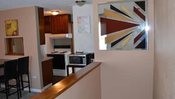 Apartment, 2 Bedrooms | Interior