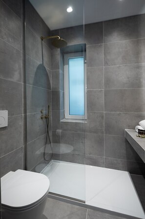 Studio Suite | Bathroom | Shower, hair dryer, towels, soap - Porta Reale Suite  by CorfuEscapes (Corfu)