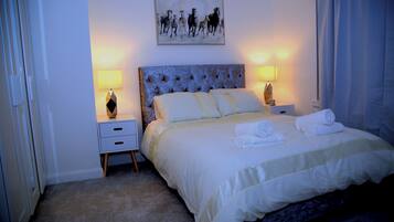 House, 2 Bedrooms, Patio | 2 bedrooms, iron/ironing board, bed sheets