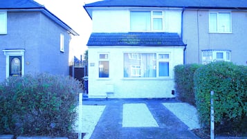 House, 2 Bedrooms, Patio | Exterior