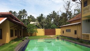 Pool - Astonishing Villa Firenze Galle Srilanka (Boossa)