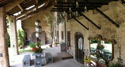 Loft Dell'artista Eclettico, Originale, Unico