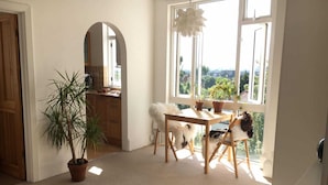 Dining - London Skyline View! 1bed Flat in Hampsted Heath (London)