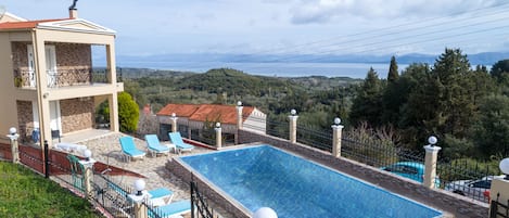 Seasonal outdoor pool, sun loungers