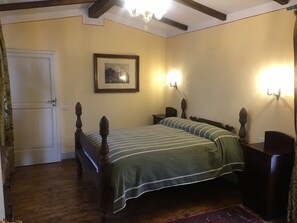 House, 2 Bedrooms, Microwave | 2 bedrooms, iron/ironing board - Borgo Santa Lucia, Casa Legnaia (Castiglion Fiorentino)