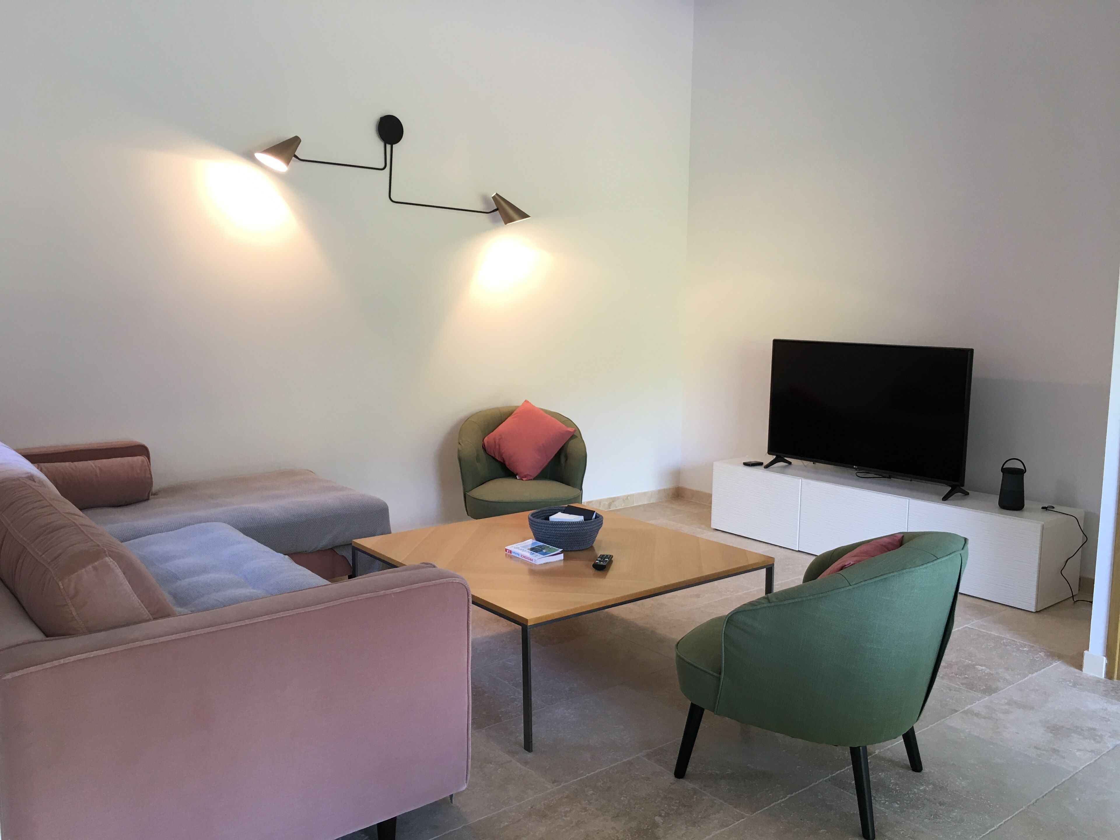 Villa Rosy, Villa Moderne, Campagne Proche De Cassis ,Piscine, Jacuzzi, Tennis ! - Roquevaire