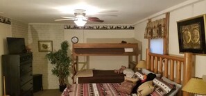 3 bedrooms, free WiFi
