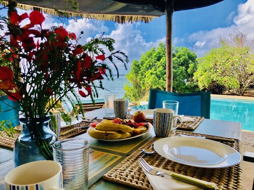 Comfortable Self Catering Beach House on Award Winning Marine Conservancy