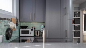 Private kitchen - Newly Refurbished 2 Bedroom Flat in Fulham (London)