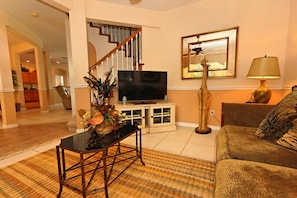 Villa, 6 Bedrooms | Living room