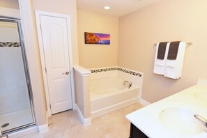 House, 5 Bedrooms | Bathroom - Solterra Resort-5165eoacjgil 5 Bedroom Home by RedAwning (Davenport)