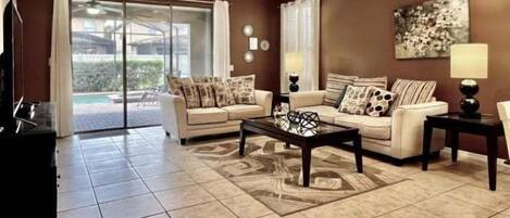 House, Multiple Bedrooms | Living area