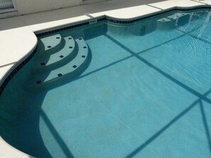 House, 4 Bedrooms | Pool