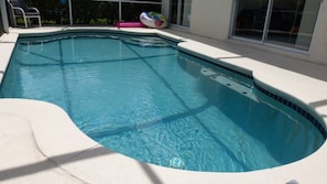 House, 4 Bedrooms | Pool