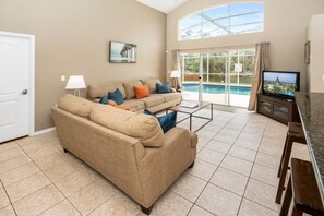 House, 4 Bedrooms | Living area - Wr001or 4 Bedroom Home by RedAwning (Davenport)