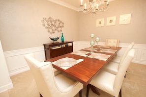 Condo, 3 Bedrooms | Dining