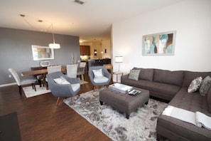 House, 3 Bedrooms | Living room