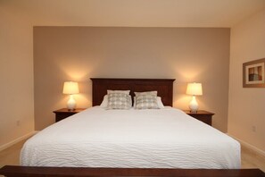 Condo, 3 Bedrooms